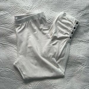 Lauren Vidal Paris Women's White Casual Pants Capri Size Medium